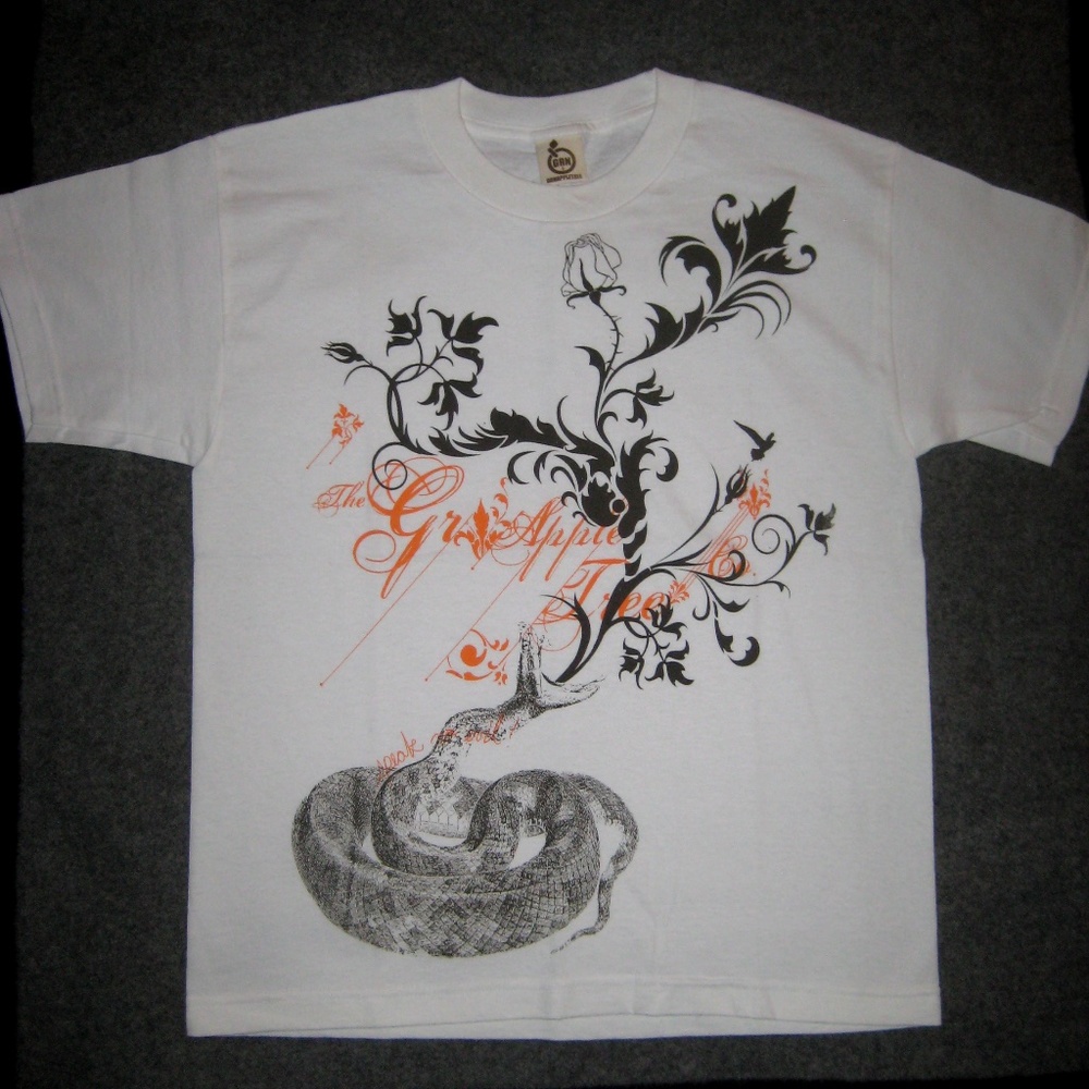 Vintage GRN APPLE TREE White S/S Shirt SMALL green